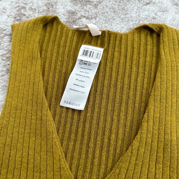 SOLD YARGICI fitted knit dress - Picture 2 of 4